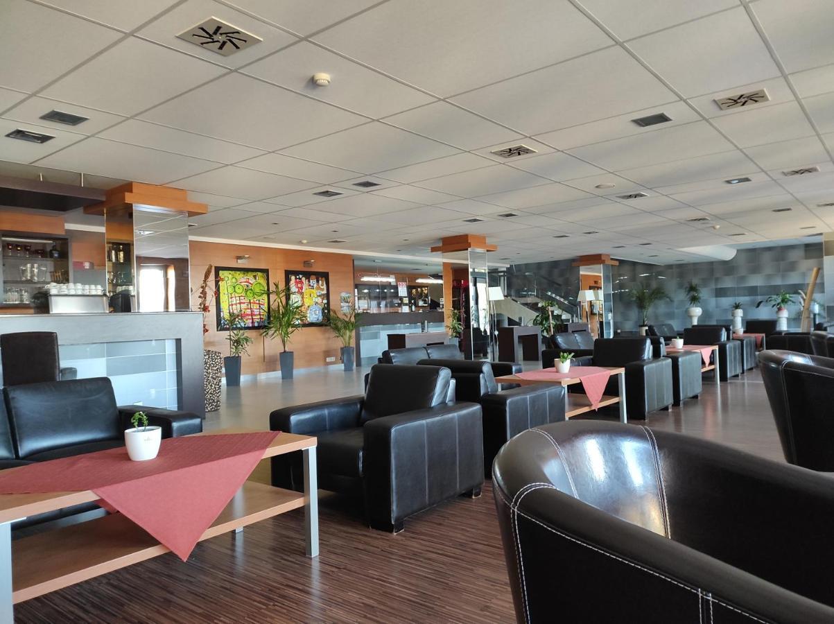 Hotel Sorea Regia Братислава Екстериор снимка