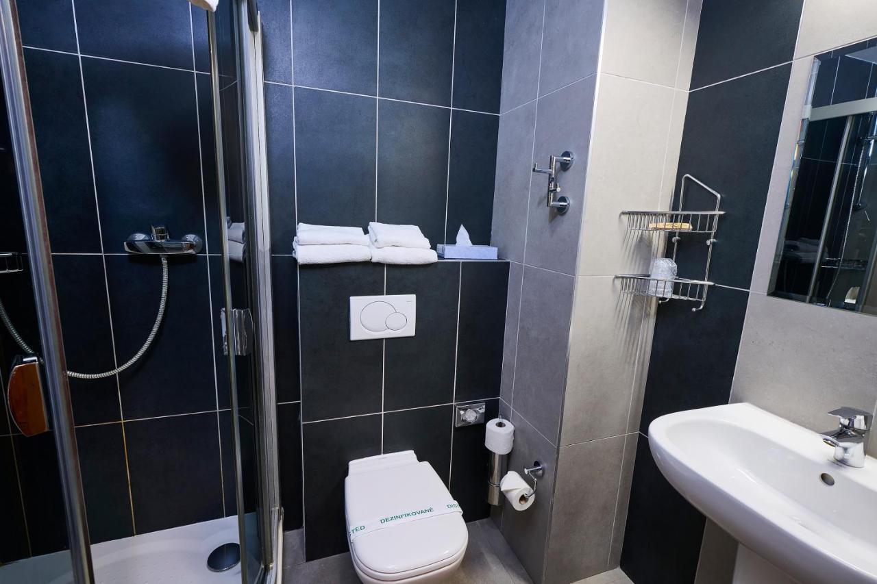 Hotel Sorea Regia Братислава Екстериор снимка