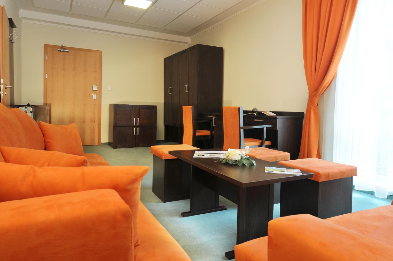 Hotel Sorea Regia Братислава Екстериор снимка