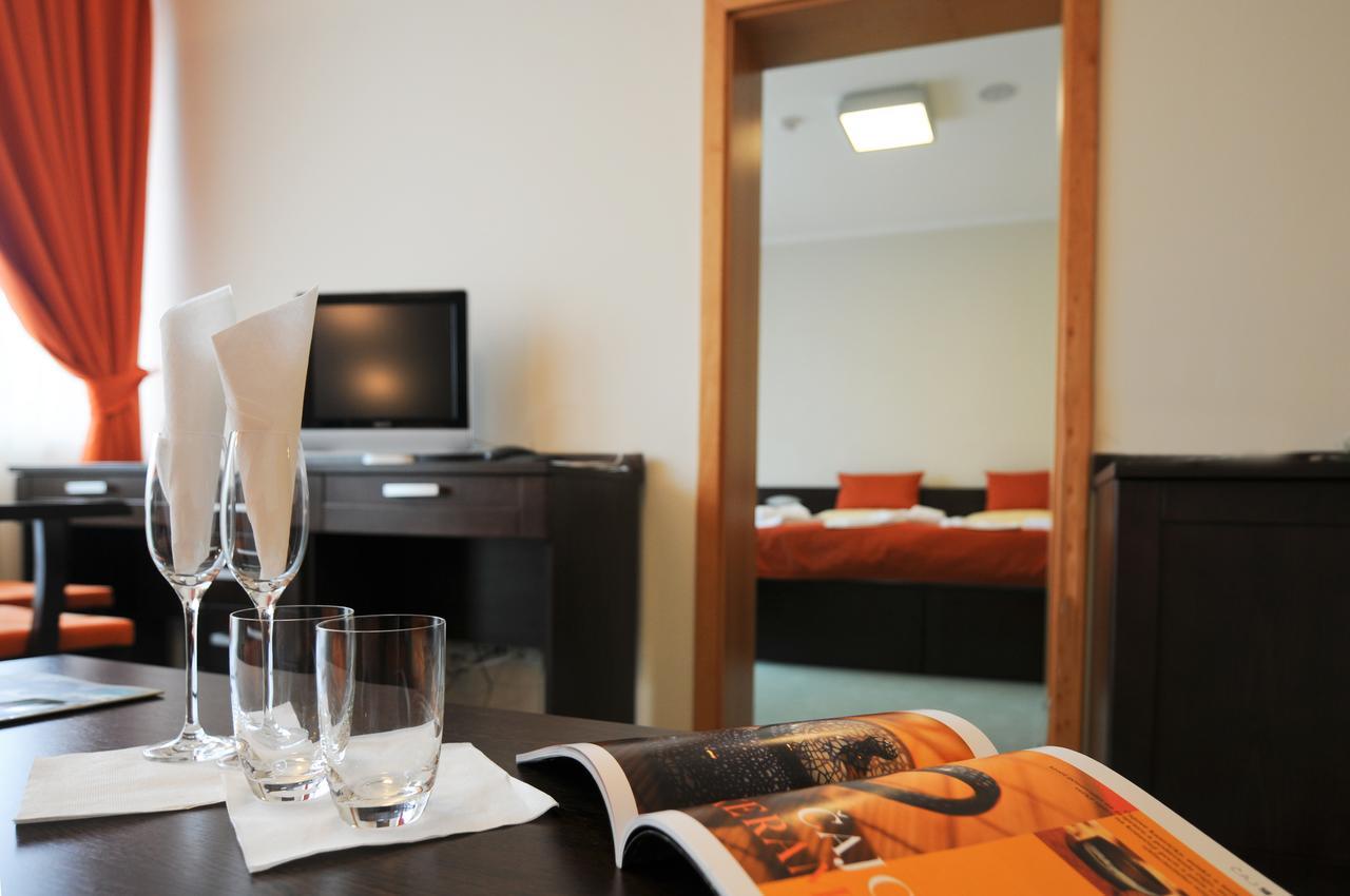 Hotel Sorea Regia Братислава Екстериор снимка